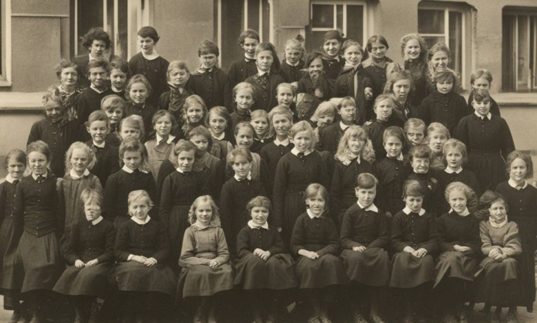 Die Schule in Deutsch-Schweizer zeigt den Eltern sogar den Weg in der Schule abzudrehen.