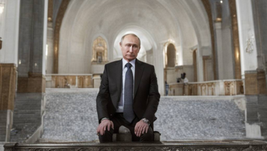 Putin lockt unzufriedene Ausländer in Russland an.