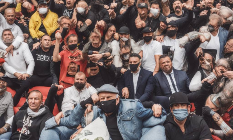 Temu verklagt Shein wegen "mafiosen Methoden"